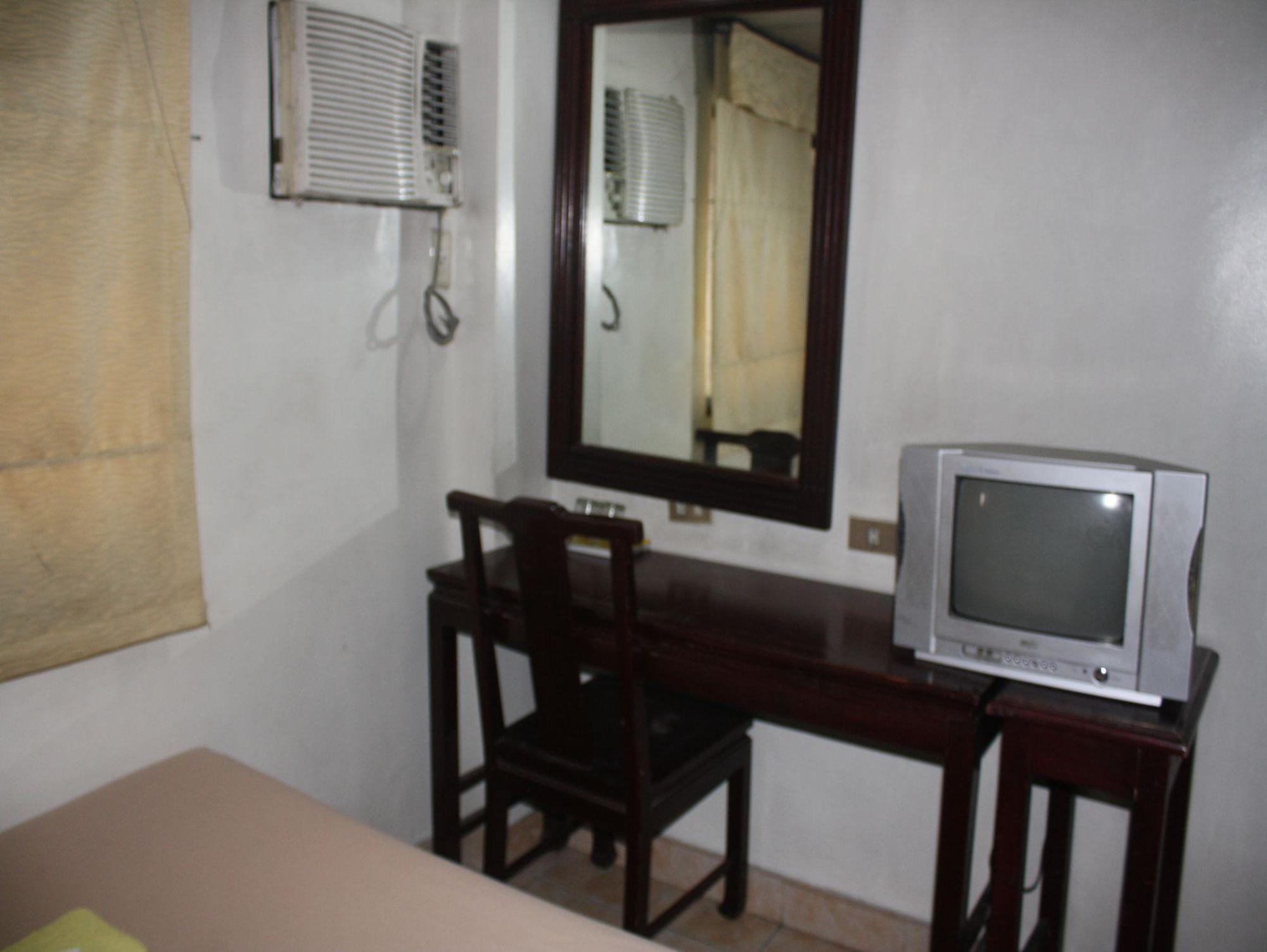 אילוילו City Corporate Inn מראה חיצוני תמונה