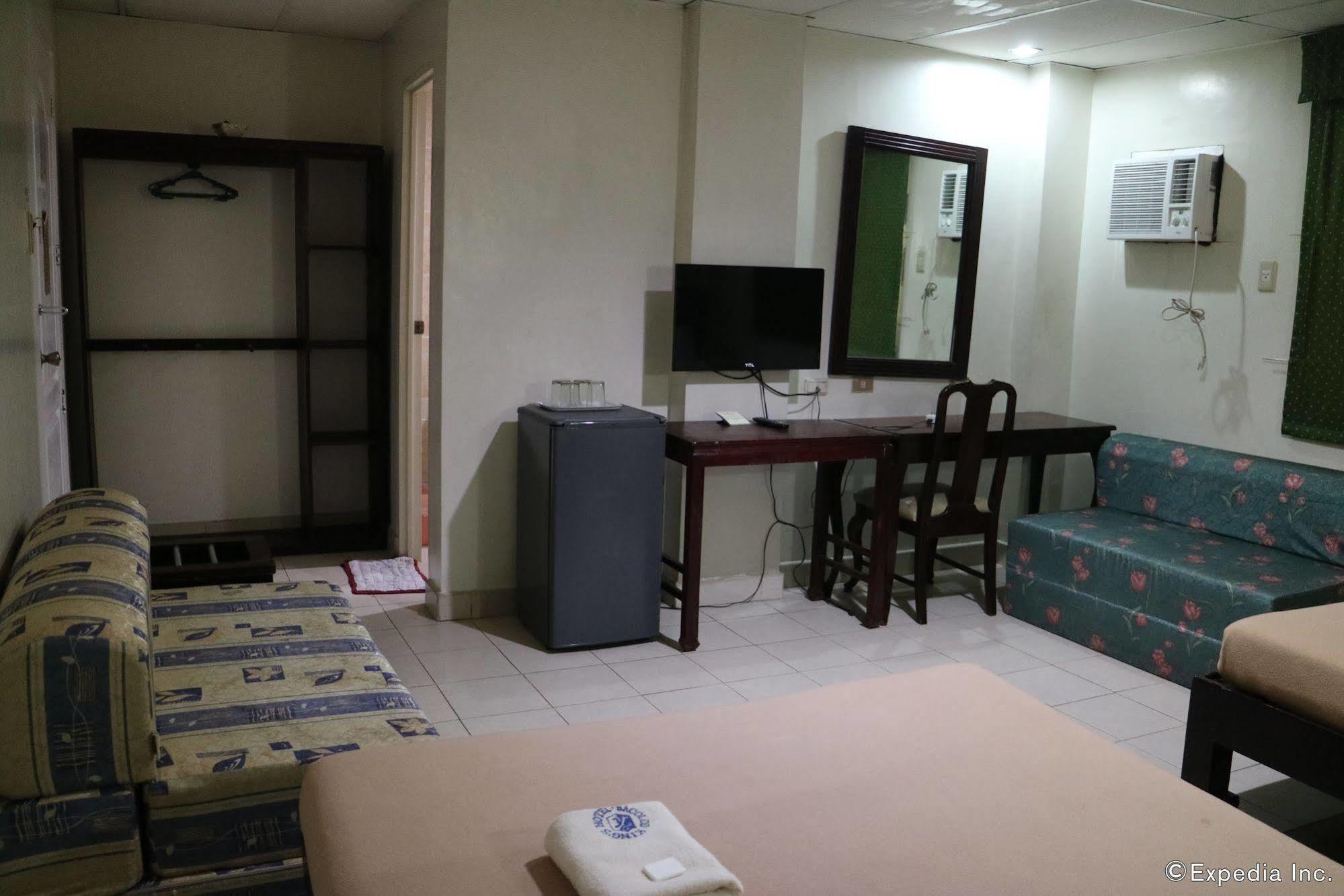 אילוילו City Corporate Inn מראה חיצוני תמונה